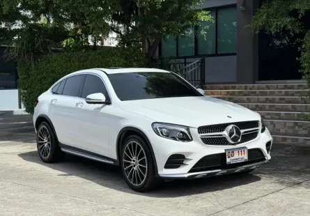2020 BENZ GLC 250 COUPE รถมือเดียวออกป้ายแดง รถวิ่งน้อย เข้าศูนย์ทุกระยะ รถไม่เคยมีอุบัติเหตุครับ