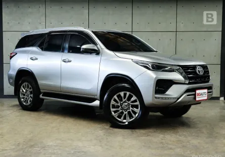 2021 Toyota FORTUNER 2.4 V 4WD SUV AT ไมล์แท้ Warranty 5 ปี 150,000KM B2093
