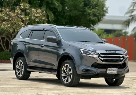 2022 Isuzu MU-X 1.9 SUV รถบ้านมือเดียว ไมล์แท้  เจ้าของขายเอง ไมล์ 4 หมื่นโล 