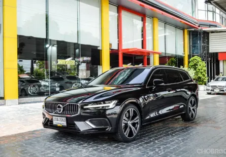 Volvo v60 T8 inscription recharge รถปี 2021
