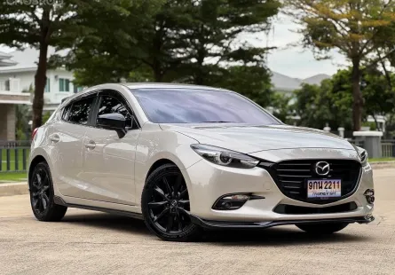 2018 Mazda 3 2.0 Sports (5Door) รถเก๋ง 5 ประตู รถสวย ไมล์น้อย มือเดียวป้ายแดง ประวัติศูนย์  