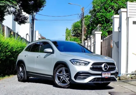 2021 Mercedes-Benz GLA-Class 1.3 GLA200 SUV ออกรถง่าย รถสวย ไมล์แท้ มีวารันตี 