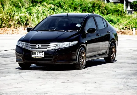 2010 Honda CITY 1.5 i-VTEC รถเก๋ง 4 ประตู 