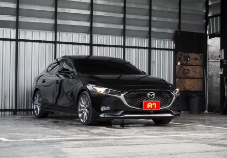 2020 Mazda 3 2.0 (4Door) รถเก๋ง 4 ประตู ฟรีดาวน์