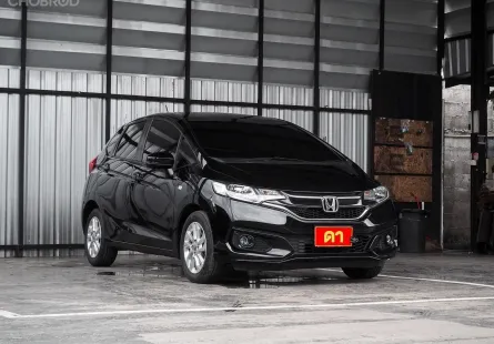 2022 Honda JAZZ 1.5 i-VTEC รถเก๋ง 5 ประตู ออกรถง่าย