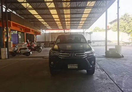 2017 Toyota Hilux Revo 2.8 รถกระบะ 