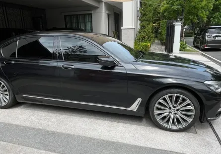 “BMW 740Li สีดำ Jet Black — สง่างามเหนือกาลเวลา”  “ซีดานหรูระดับเรือธง จาก BMW 