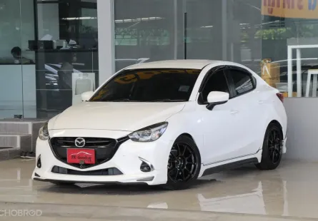 Mazda 2 1.3 High Connect ปี 2017 รถบ้านมือเดียว ไมล์น้อยเข้าศูนย์ตลอด สวยเดิมทั้งคัน ออกรถ0บาท
