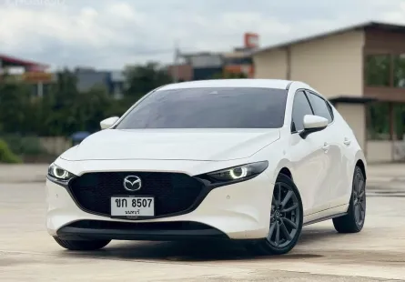 2020 Mazda 3 2.0 Sports (5Door) รถเก๋ง 5 ประตู รถสภาพดี มีประกัน ไมล์แท้ 