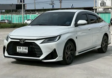 รถมือสอง Toyota Yaris Ativ 1.2 Premium ปี 2022 ไมล์น้อย มือเดียว ป้ายแดง 