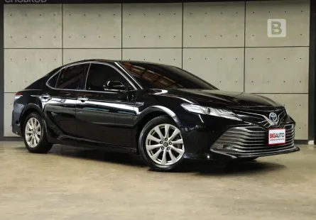 2019 Toyota CAMRY 2.5 Hybrid Sedan AT ไมล์แท้ รถมือเเรกจากป้ายเเดง ตัวรถโดยรวมไม่ต่างจากรถใหม่ B4791