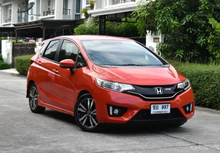 Honda Jazz Gk RS ตัวท็อปจากญี่ปุ่น เครื่องยนต์: เบนซิน เกียร์:ธรรมดา  ปี: 2018 สี:ส้ม