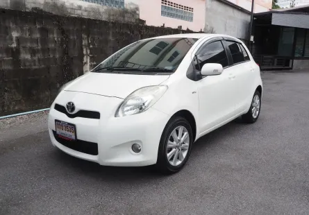 TOYOTA YARIS 1.5 E  ปี 2013