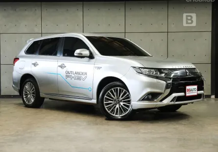 2021 Mitsubishi Outlander PHEV 2.4 GT 4WD SUV AT ไมล์แท้ 8 หมื่น Warranty 5 ปี 100,000 KM B5344