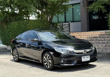2018 HONDA CIVIC FC 1.8 EL รถมือเดียวออกป้ายแดง รถวิ่งน้อย เข้าศูนย์ทุกระยะ ไม่เคยมีอุบัติเหตุครับ