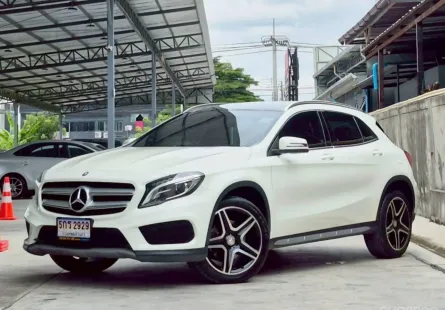 2016 Mercedes-Benz GLA-Class 2.0 GLA250 SUV รถบ้านมือเดียว ไมล์น้อย เจ้าของขายเอง 
