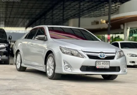 Toyota Camry 2.5 HV Premium 2012 รถครอบครัวสุดหรู
