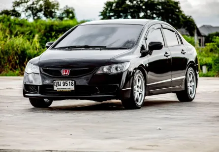 2011 Honda CIVIC 1.8 i-VTEC รถเก๋ง 4 ประตู 