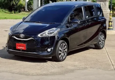 2022 Toyota Sienta 1.5 V รถตู้/MPV ออกรถ 0 บาท