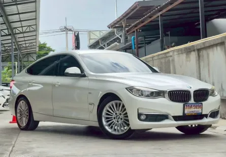 BMW 3 Series 320d GT 2015 รถบ้านแท้ไมล์น้อย 