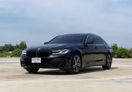 2022 BMW 5 Series 2.0 530e รถเก๋ง 4 ประตู เจ้าของขายเอง รถสวย ไมล์ 40,000 km.