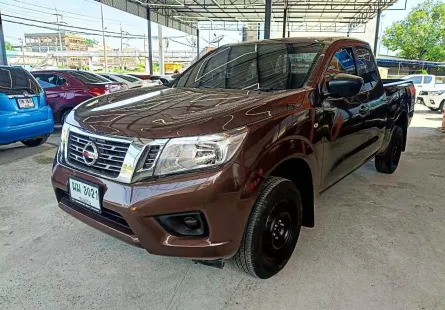 Nissan Navara NP300 King Cab 2.5 S ธรรมดา ปี 2015 ผ่อนเริ่มต้น 3,xxx บาท