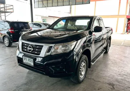 Nissan Navara NP300 King Cab 2.5 S ธรรมดา ปี 2018จด2019 ผ่อนเริ่มต้น 4,xxx บาท