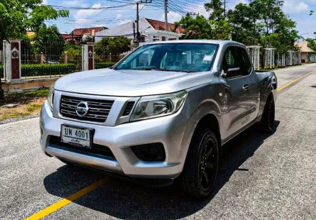 Nissan Navara NP300 King Cab 2.5 E ธรรมดา ปี 2017จด2018 ผ่อนเริ่มต้น 4,xxx บาท