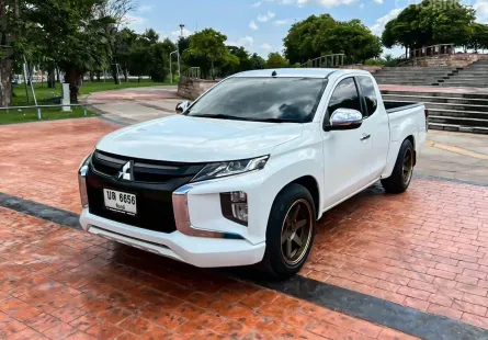 Mitsubishi Triton All New Mega Cab 2.5 GLX เกียร์ธรรมดา ปี 2019 ผ่อนเริ่มต้น 5,xxx บาท