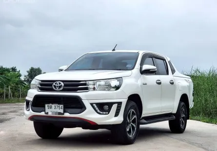 TOYOTA Hilux Revo D-Cab 2.4 TRD Sportivo  M/T ปี 2017