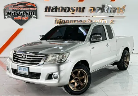 Toyota Vigo Smart Cab 2.7 J ไฟฟ้า เครื่องเบนซิน ติดแก็สLPG เกียร์ธรรมดา ปี 2012