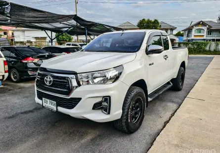 Toyota Revo Smart Cab 2.4 J Prerunner เกียร์ธรรมดา ปี 2019/2020 ผ่อนเริ่มต้น 6,xxx บาท