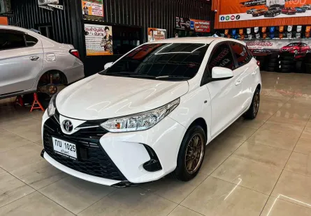 Toyota Yaris 1.2 Entry เกียร์ออโต้ ปี 2020/2021 ผ่อนเริ่มต้น 6,xxx บาท
