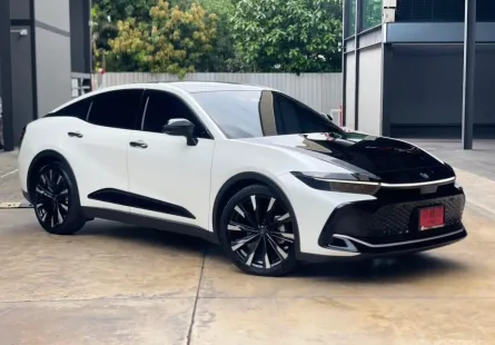 Toyota Crown 2.5 Hybrid Crossover ปี 2024 วิ่งน้อยเพียง 9,000 กม. มือเดียวป้ายแดง 
