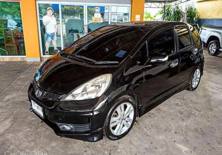 Honda Jazz 1.5 JP เกียร์ออโต้ ปี 2012 ผ่อนเริ่มต้น 4,xxx บาท