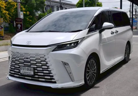 Lexus LM350h 2.5 Executive 7-Seater 2025 สีขาว ไมล์เพียง 26,XXX กม.