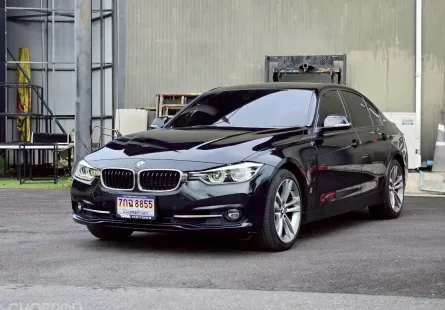 BMW 3 Series 2.0 330e 2019 รถมือสองสภาพดี ไมล์น้อย มือเดียวป้ายแดง 