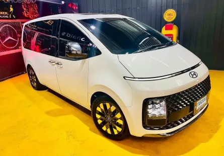 รถมือสอง Hyundai STARIA 2.2 Premium with Sunroof ปี 2023 คุณภาพเยี่ยม ไมล์น้อย มือเดียวป้ายแดง 