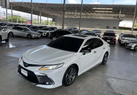 Toyota Camry 2.5 Hybrid ปี22 รถมือแรก สภาพดี ไมล์แท้ พร้อมใช้