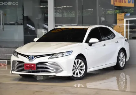 วารันตีศูนย์เหลือๆ รถบ้านแท้ 2021 Toyota CAMRY 2.5 Hybrid รถเก๋ง 4 ประตูฟรีดาวน์ 