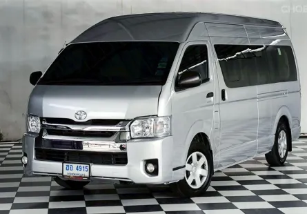 TOYOTA COMMUTER 3.0 V เกียร์ออโต้ ปี 2018