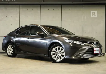 2020 Toyota CAMRY 2.5 Hybrid Sedan AT ไมล์แท้ 6 หมื่น (วิ่งน้อย) สีนี้ตัวรถผลิตน้อยมาก B8847
