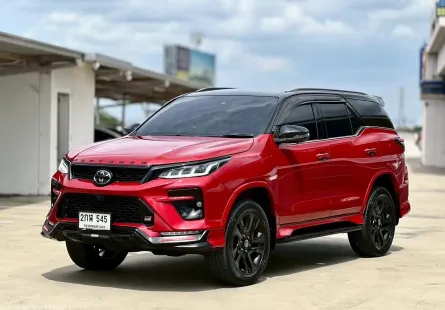 2022 Toyota Fortuner 2.8 GR Sport SUV รถบ้านมือเดียว ไมล์น้อย เจ้าของขายเอง 