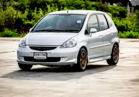 2005 Honda JAZZ 1.5 i-DSi รถเก๋ง 5 ประตู 