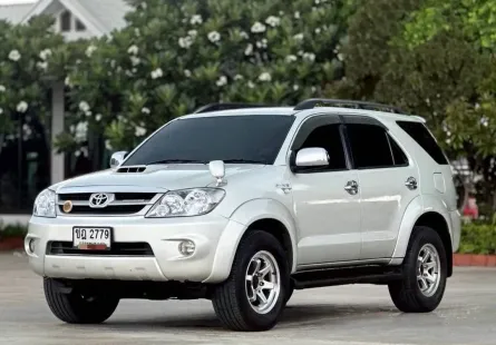 TOYOTA FORTUNER 3.0 V A/T 4WD สีบรอนด์เงิน ปี 2006