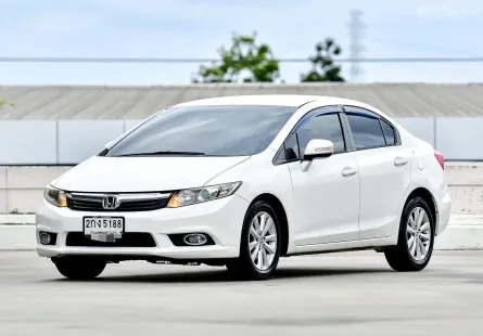 HONDA Civic FB 1.8 E i-VTEC 5A/T 2013