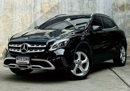 2020 Mercedes-Benz GLA-Class 1.6 GLA200 SUV รถสภาพดี มีประกัน ไมล์แท้ มือเดียวป้ายแดง 