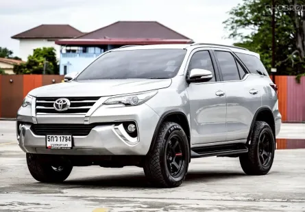 Toyota Fortuner 2.8 V 2016 ไมล์น้อย พร้อมใช้งาน