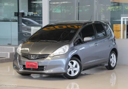 Honda JAZZ 1.5 S i-VTEC ปี 12 รถบ้านมือเดียว ไม่เคยติดแก๊สแน่นอน สวยเดิมทั้งคัน เข้าศูนย์ตลอด ฟรีดาว