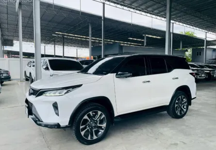 TOYOTA FORTUNER 2.8 LEGENDER 4WD 2020 รถสวย มือแรกออกห้าง สภาพพร้อมใช้ ไมล์น้อย TOP รับประกันตัวถัง